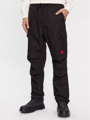Hugo Spodnie materiałowe Garlo233 10250557 Czarny Regular Fit. Czarne spodnie materiałowe Hugo, m, bez wzorów, z bawełny. Za 329.99 zł.