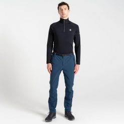 Męskie spodnie trekkingowe Tuned In Pro. Czarne buty trekkingowe Dare 2B, bez wzorów, z poliesteru, bez zapięcia. W wyprzedaży za 249.99 zł.