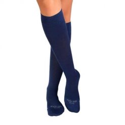 3/4-długie skarpetki uciskowe z merceryzowanej bawełny ciemnoniebieskim. Niebieskie skarpety OEM, bez wzorów, z bawełny. W wyprzedaży za 85.06 zł.