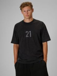4F Regular Size: T-shirt loose z nadrukiem 4F | Tomasz Fornal - szary S. Szare t-shirty 4F, m, z aplikacjami, z bawełny, bez kołnierzyka, bez ramiączek. Za 129.99 zł.