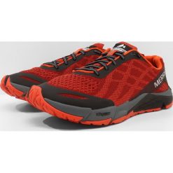 Merrell BARE ACCESS FLEX Obuwie do biegania treningowe spicy orange. Buty do biegania marki Merrell, z materiału. W wyprzedaży za 407.20 zł.