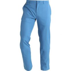 Lacoste Sport Spodnie materiałowe medway. Spodnie treningowe długie marki Lacoste Sport, m, z materiału. Za 549.00 zł.