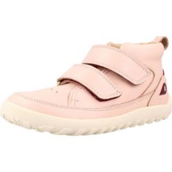 Buty BOBUX BQ10472QRULE Rose. Czerwone buty turystyczne BOBUX, bez wzorów, ze skóry, bez zapięcia, trekkingowe. Za 293.99 zł.
