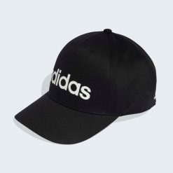 Czapka z daszkiem ADIDAS. Białe czapki z daszkiem Adidas, bez wzorów, ze splotem. Za 69.99 zł.