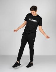 Les Hommes T-shirt Front Logo | LKT202 700P | Regular Fit Mercerized Cotton T-Shirt | Mężczyzna | Czarny. Czarne t-shirty Les Hommes, m, bez wzorów, z bawełny, bez kołnierzyka, bez ramiączek. W wyprzedaży za 199.00 zł.