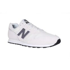 Buty klasyczne męskie New Balance 373 Lifestyle (M3739VC). Białe sztyblety New Balance, bez wzorów, bez obcasa, bez zapięcia. Za 329.00 zł.
