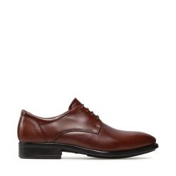 Półbuty ECCO. Brązowe eleganckie półbuty ecco, bez wzorów, bez obcasa, bez zapięcia. Za 579.99 zł.