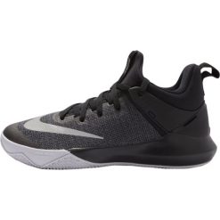 Nike Performance ZOOM SHIFT Obuwie do koszykówki black/chrome/wolf grey. Buty treningowe marki Nike Performance. W wyprzedaży za 356.15 zł.