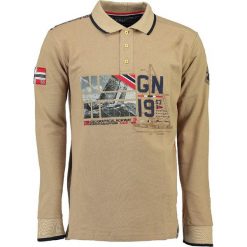 Koszulka polo "Kalopark" w kolorze beżowym. Koszulki polo marki Geographical Norway Men. W wyprzedaży za 99.95 zł.