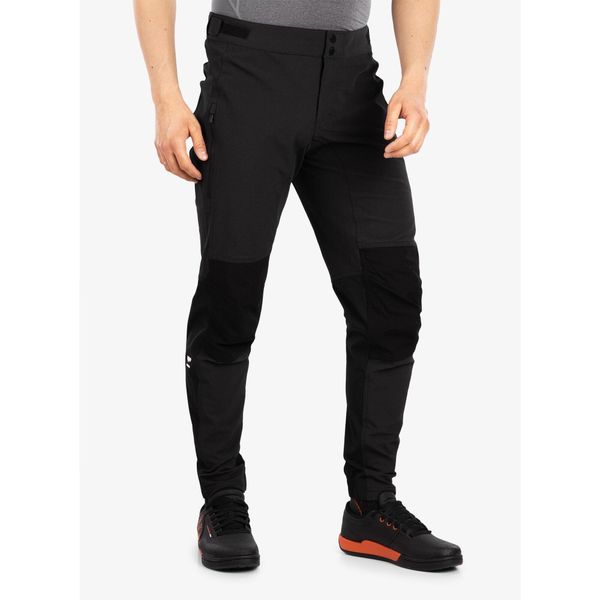 Spodnie rowerowe męskie Mons Royale Momentum Bike Pants. Czarne spodenki rowerowe Mons Royale, m, bez wzorów, rowerowe. Za 580.99 zł.