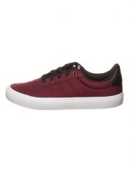 Adidas Buty "Vulcraid 3R" w kolorze bordowym do biegania rozmiar: 41 1/3. Czerwone buty do biegania Adidas, bez wzorów, do biegania. Za 154.07 zł.
