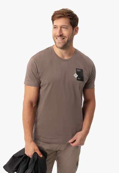T-shirt męski, Comfort Fit, T-PATCH. Brązowe t-shirty Volcano, l, z aplikacjami, z bawełny, bez kołnierzyka, bez ramiączek. Za 69.99 zł.