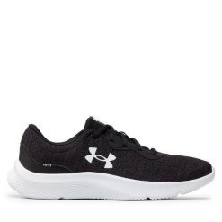 Buty do biegania Under Armour. Czarne buty do biegania Under Armour, bez wzorów, bez zapięcia, do biegania. Za 199.99 zł.