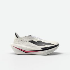 Buty do biegania męskie Kiprun Kipstorm Elite. Białe buty do biegania KIPRUN, bez wzorów, bez zapięcia, do biegania. Za 899.99 zł.