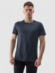 4F Koszulka treningowa regular z materiału z recyklingu męska - granatowa M. Niebieskie t-shirty 4F, m, bez wzorów, z dzianiny, bez kołnierzyka, bez ramiączek. W wyprzedaży za 49.99 zł.