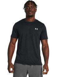 Under Armour Koszulka sportowa "Launch" w kolorze czarnym rozmiar: M. Czarne t-shirty sportowe Under Armour, bez wzorów, z materiału, bez ramiączek, outdoorowe. Za 96.45 zł.