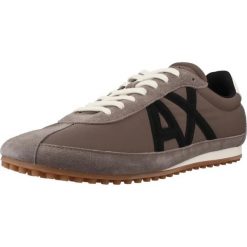 Buty ARMANI EXCHANGE XM003390 AF2747 SNEAKER Szary. Szare buty turystyczne Armani Exchange, bez wzorów, z syntetyku, bez zapięcia, na fitness i siłownię. Za 577.99 zł.
