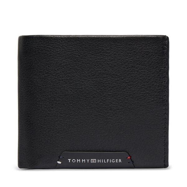 Portfel Tommy Hilfiger. Czarne portfele Tommy Hilfiger, bez wzorów. Za 349.99 zł.