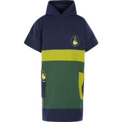 Ponczo Wave Hawaii Travel Ponczo Pampatar S - M WH4067 Wielokolorowy 95 x 75 cm. Zielone szlafroki WAVE HAWAII, m, bez wzorów, bez ramiączek, bez kaptura. Za 260.00 zł.