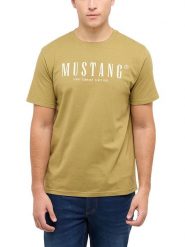 Mustang Koszulka "Austin" w kolorze khaki rozmiar: L. Brązowe bezrękawniki Mustang, l, bez wzorów, z bawełny, bez kołnierzyka, bez ramiączek. Za 65.69 zł.