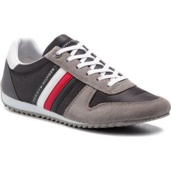 Sneakersy TOMMY HILFIGER - Essential Nylon Runner FM0FM02024 Magnet 008. Buty sportowe casual marki Tommy Hilfiger. W wyprzedaży za 289.00 zł.