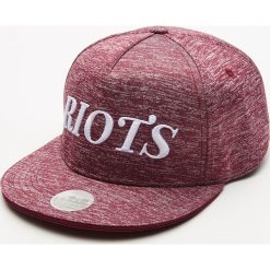 Czapka snapback z napisem - Bordowy. Czapki z daszkiem marki House. Za 35.99 zł.