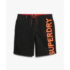 Klasyczne szorty surfingowe Superdry. Szare sztyblety Superdry, bez wzorów, bez obcasa, bez zapięcia. Za 236.65 zł.
