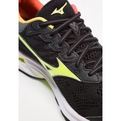 Mizuno WAVE RIDER 21 OSAKA Obuwie do biegania treningowe black/safety yellow/white. Buty do biegania marki Mizuno, z gumy. W wyprzedaży za 456.75 zł.