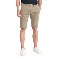 Szorty bermudzkie Le Temps des cerises Jogg Swoop. Białe szorty Le Temps Des Cerises, m, bez wzorów. Za 385.55 zł.