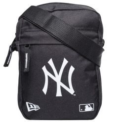 Saszetka na ramię New Era MLB New York Yankees Side Bag 4 L. Białe torby na ramię New Era, bez wzorów, z poliesteru, na ramię, małe, bez dodatków. Za 79.99 zł.