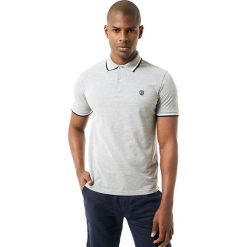 Koszulka polo w kolorze szarym. Bezrękawniki marki Jimmy Sanders. W wyprzedaży za 79.95 zł.