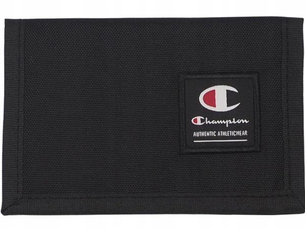 Portfel Champion Wallet. Czarne portfele Champion, bez wzorów, z materiału. Za 49.00 zł.