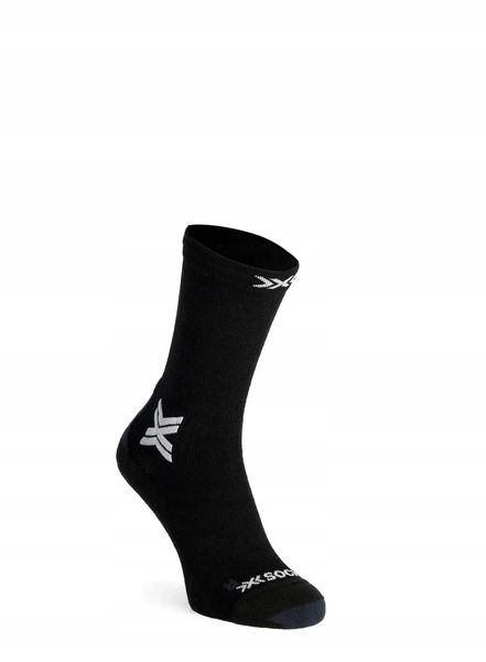 Skarpety X-Socks RUN DISCOVER MERINO CREW B121. Czarne skarpety X-Socks, bez wzorów, z poliamidu. Za 139.99 zł.