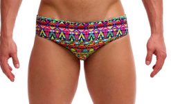 Kąpielówki męskie Funky Trunks Packed Up - slipy. Slipy i bokserki Funky Trunks, l, bez wzorów, z materiału. Za 139.00 zł.