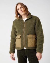 MĘSKA KURTKA PRZEJŚCIOWA WRANGLER WESTERN LINER IVY GREEN W4F4YAXIX 112141369. Zielone kurtki Wrangler, m, bez wzorów, bez kaptura. Za 269.99 zł.