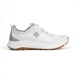 ONIX M Izas wielofunkcyjne buty sportowe męskie. Białe buty turystyczne Izas, bez wzorów, z materiału, bez zapięcia, trekkingowe. Za 269.52 zł.