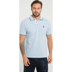 Koszulka polo "Water Hole" - Regular fit - w kolorze błękitnym. Koszulki polo marki Sir Raymond Taylor, z aplikacjami, z bawełny, polo, z krótkim rękawem. W wyprzedaży za 86.95 zł.