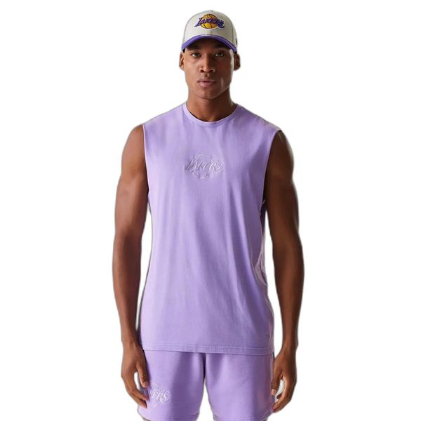 Koszulka bez rękawów Los Angeles Lakers Washed. Fioletowe bezrękawniki New Era, bez wzorów, bez kołnierzyka, bez ramiączek. Za 145.50 zł.