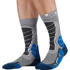 Skarpetki Monnet Jarrette Extra Light. Niebieskie skarpety MONNET, bez wzorów. Za 152.50 zł.