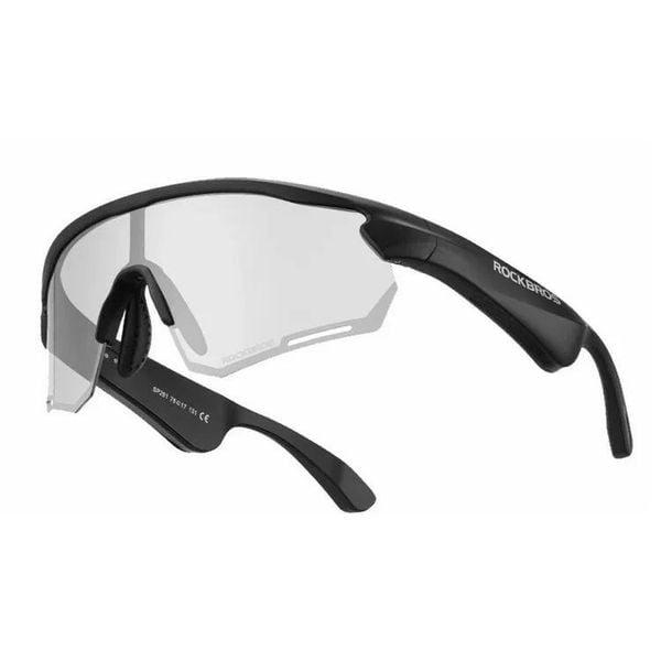 Sportowe okulary przeciwsłoneczne Bluetooth fotochromowe. Czarne okulary przeciwsłoneczne ROCKBROS. Za 481.28 zł.