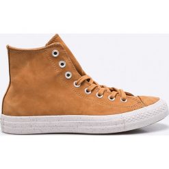 Converse - Trampki Chuck Taylor All Star. Trampki marki Cropp. W wyprzedaży za 299.90 zł.