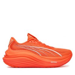Buty do biegania Puma. Czerwone buty do biegania Puma, bez wzorów, bez zapięcia, do biegania. Za 659.99 zł.