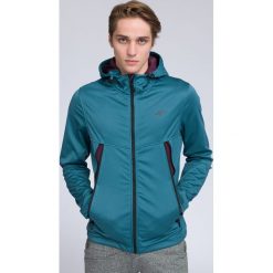 Softshell męski SFM004 - morska zieleń. Zielone kurtki softshell 4F, na lato, m, bez wzorów, z materiału, z kapturem. W wyprzedaży za 199.99 zł.