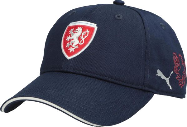 Czapka Puma Facr Team granatowa - one size. Niebieskie czapki z daszkiem Puma, bez wzorów, z poliesteru. Za 157.99 zł.