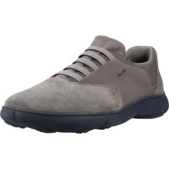 Buty GEOX U46G6E 02211 Szary. Szare buty turystyczne Geox, bez wzorów, ze skóry, bez zapięcia, na fitness i siłownię. Za 372.99 zł.