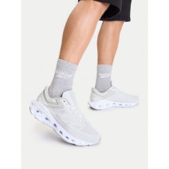 Buty do biegania Reebok. Białe buty do biegania Reebok, bez wzorów, bez zapięcia, do biegania. Za 349.99 zł.