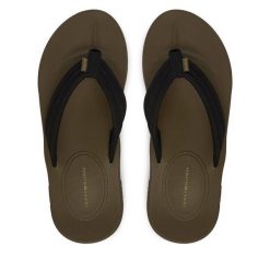 Japonki Tommy Hilfiger. Czarne japonki Tommy Hilfiger, bez wzorów. Za 209.99 zł.