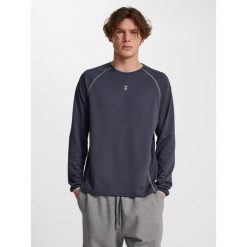 Dżersej z długim rękawem Hummel Pulse Performance. Brązowe t-shirty sportowe Hummel, bez wzorów, z dżerseju, bez ramiączek, na fitness i siłownię. Za 168.00 zł.