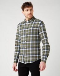 MĘSKA KOSZULA WRANGLER LS 1 PKT SHIRT IVY GREEN W5F1B3XIX 112141439. Zielone koszule Wrangler, m, bez wzorów, bez kołnierzyka, bez ramiączek. Za 129.99 zł.