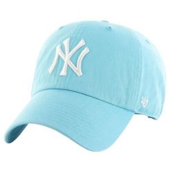 Czapka z daszkiem męska 47 New York Yankees Clean Up Cap. Czarne czapki z daszkiem 47 Brand, bez wzorów, z bawełny. Za 109.99 zł.